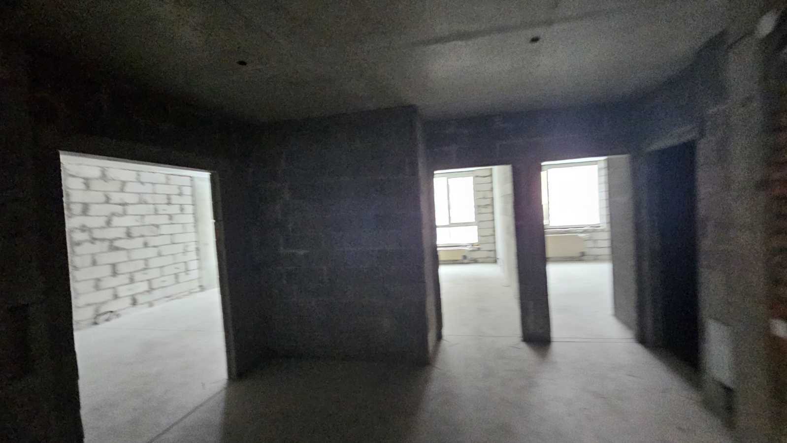 Продажа 2-комнатной квартиры 92 м², Александра Олеся ул., 2Б