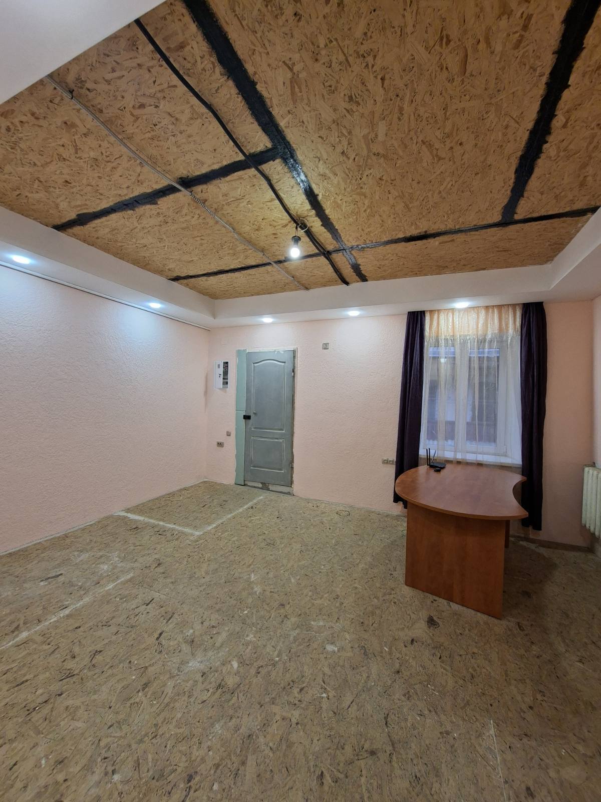 Продаж 1-кімнатної квартири 36.5 м², Ніжинська вул.
