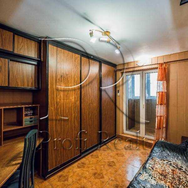 Продаж 3-кімнатної квартири 71 м², Павла Тичини просп., 8