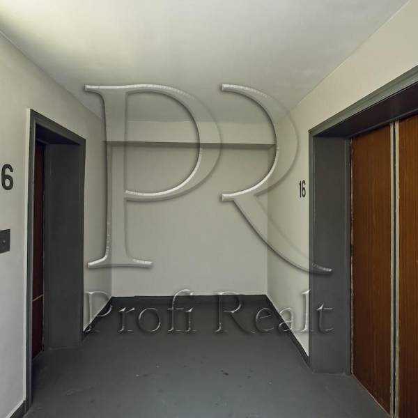 Продаж 3-кімнатної квартири 71 м², Павла Тичини просп., 8