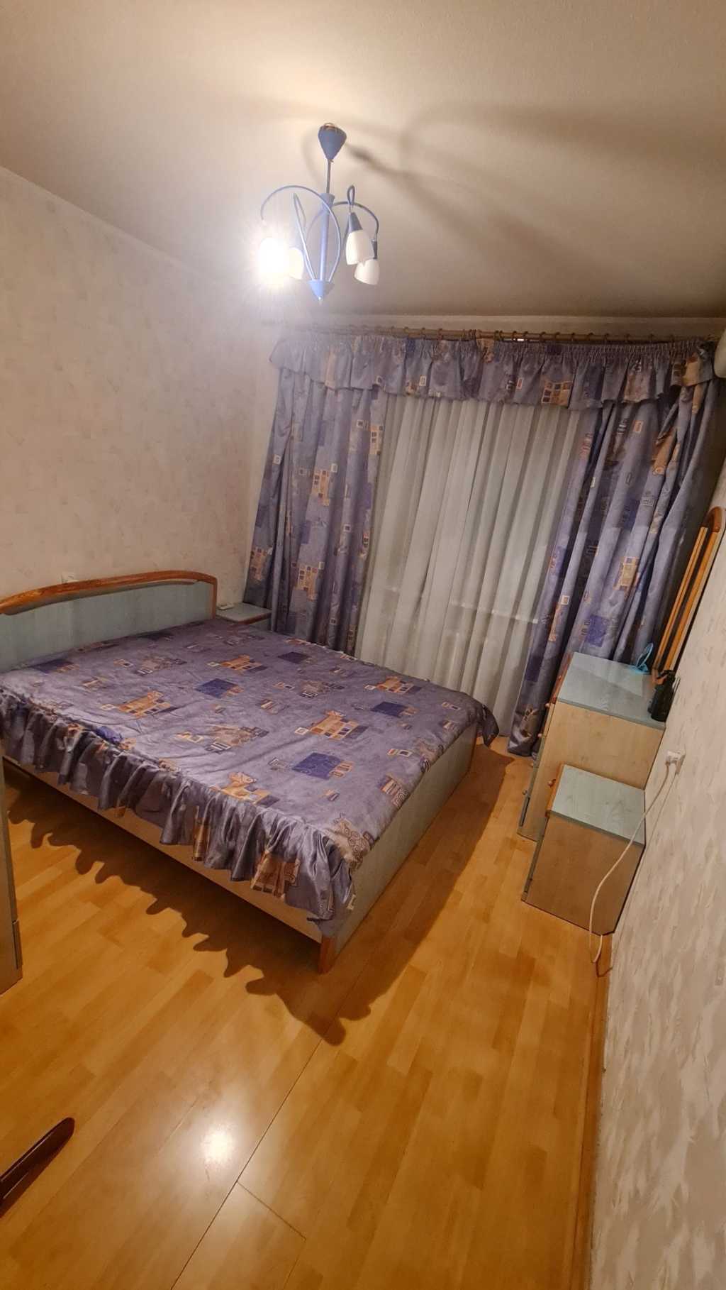 Оренда 3-кімнатної квартири 96 м², Святошинська пл., 1/1