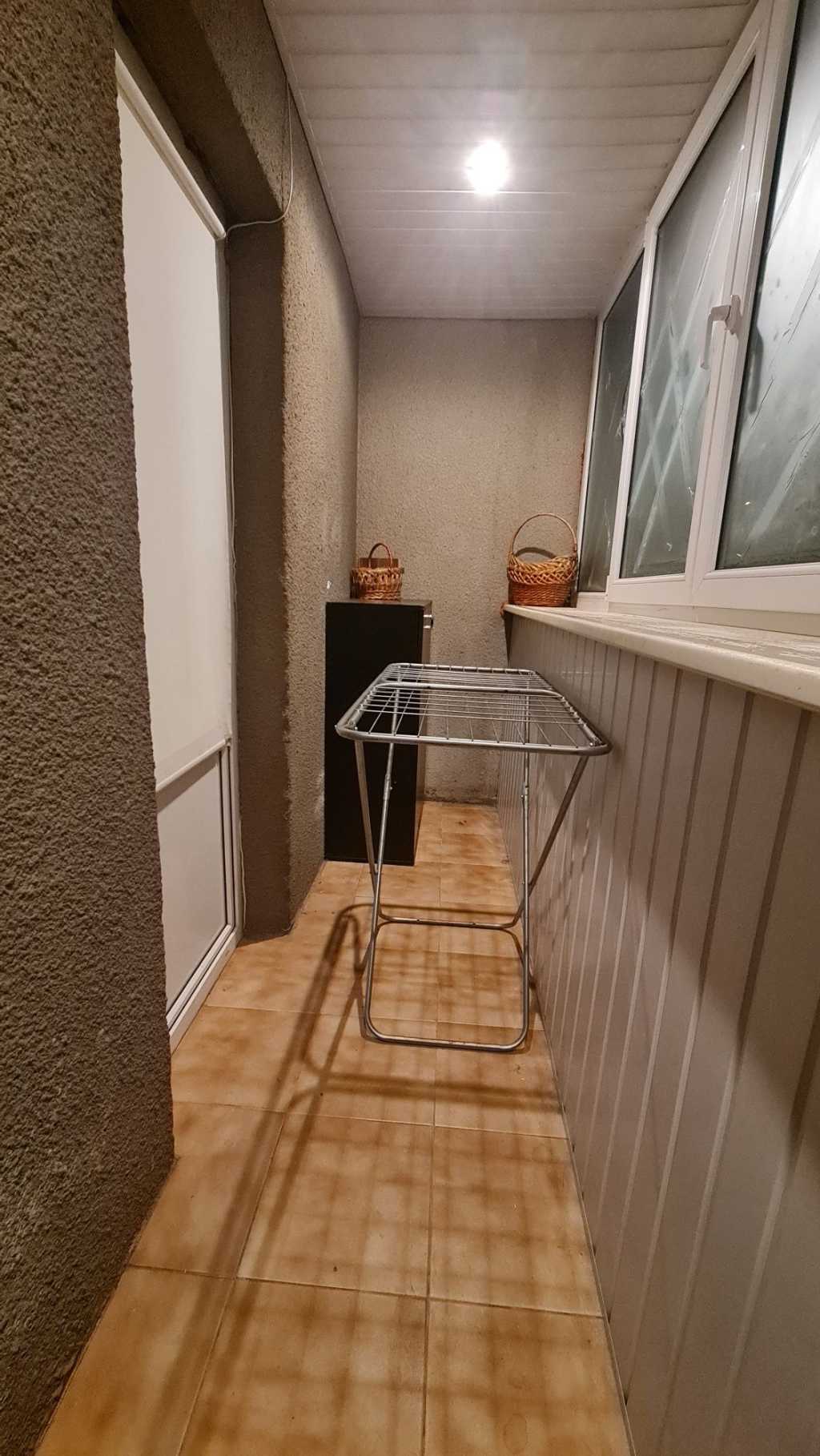 Оренда 3-кімнатної квартири 96 м², Святошинська пл., 1/1