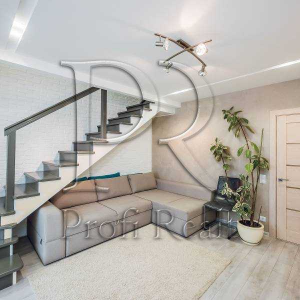 Продаж 3-кімнатної квартири 92 м², Жулянська вул., 1В