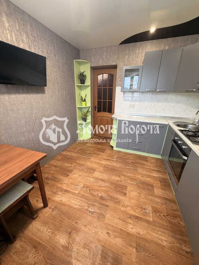 Продаж 2-кімнатної квартири 40.8 м², Шевченка вул., 9