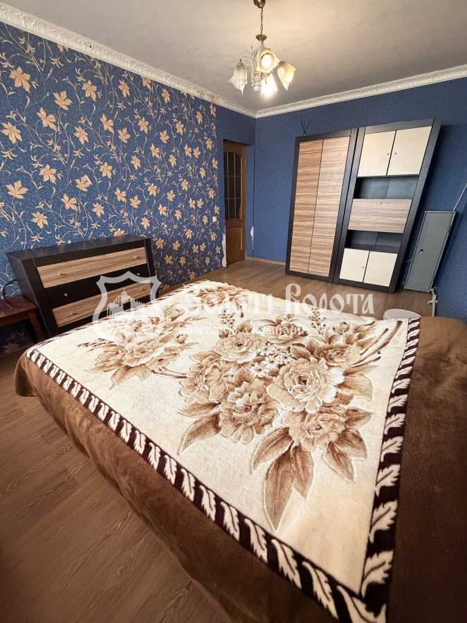 Продаж 2-кімнатної квартири 40.8 м², Шевченка вул., 9