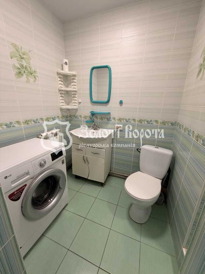 Продаж 2-кімнатної квартири 40.8 м², Шевченка вул., 9