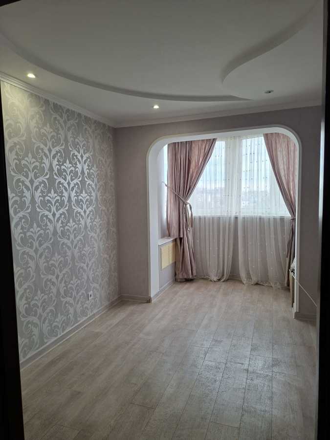 Продажа 3-комнатной квартиры 71 м², Князя Володимира Великого, 70