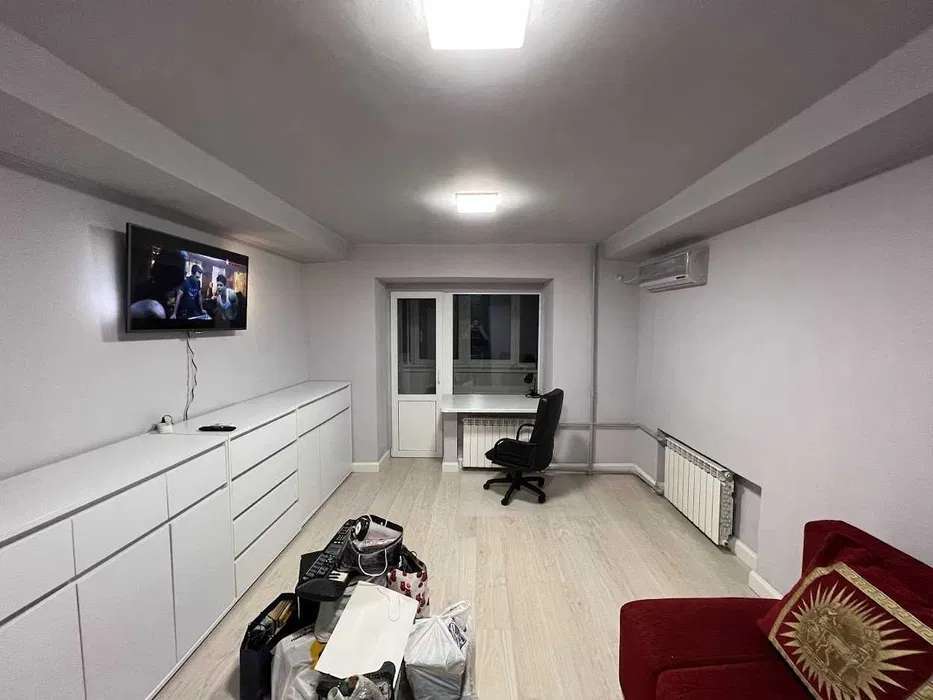 Продаж 1-кімнатної квартири 33.6 м², Русанівська наб., 10