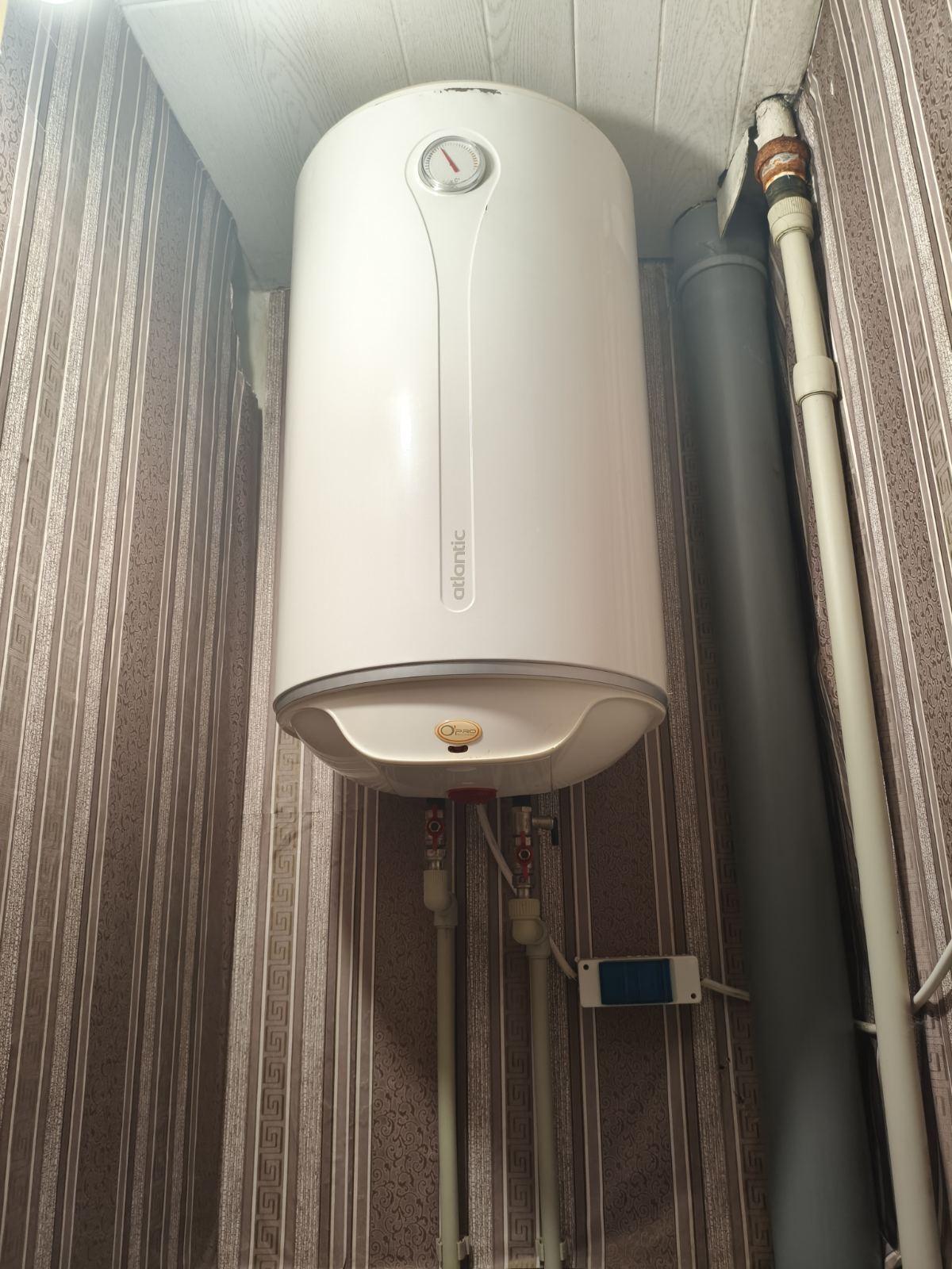 Продаж 2-кімнатної квартири 46 м², Золочівська вул., 24А