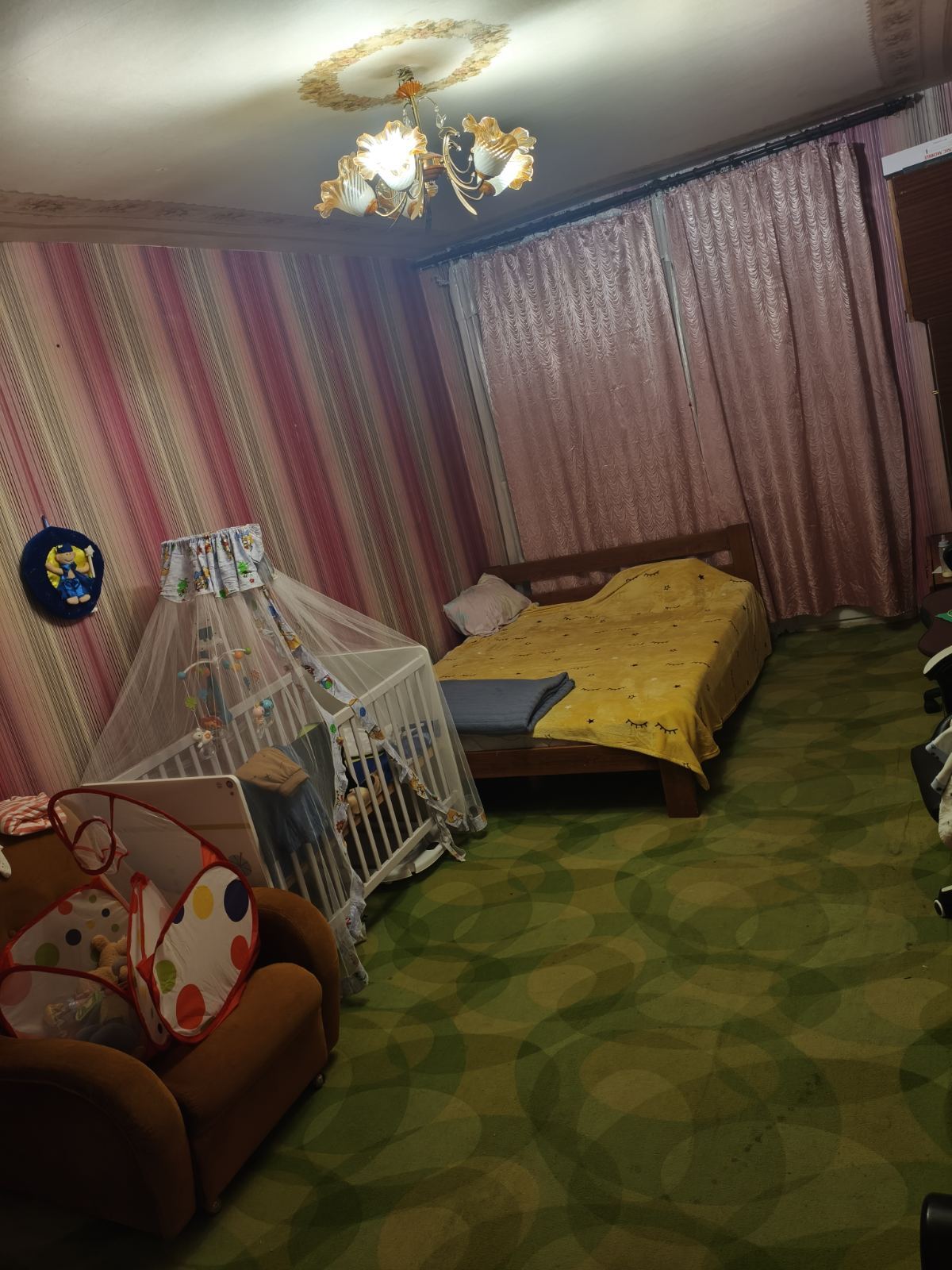 Продаж 2-кімнатної квартири 46 м², Золочівська вул., 24А