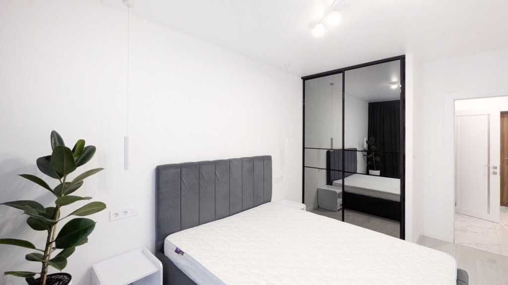 Оренда 1-кімнатної квартири 46 м², Олександра Олеся вул., 8/17