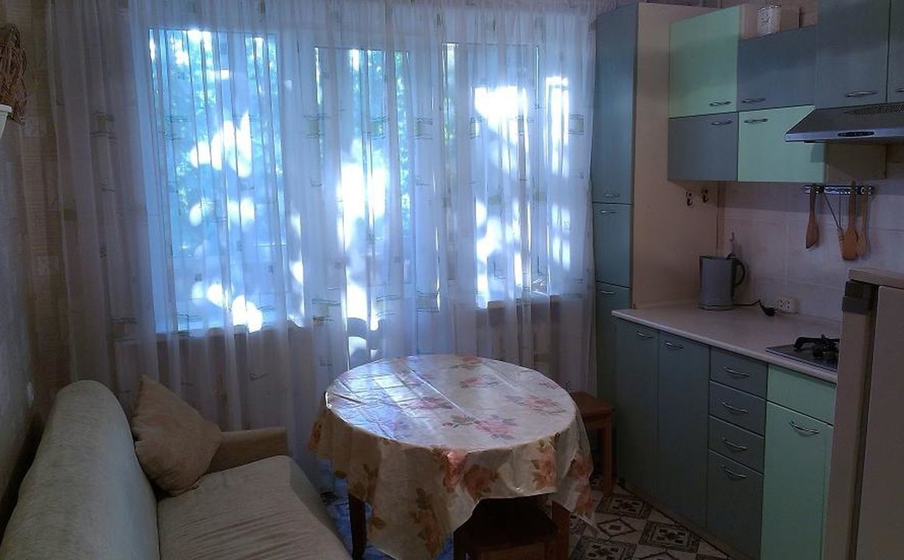 Продаж 1-кімнатної квартири 41 м², Артеківська вул.