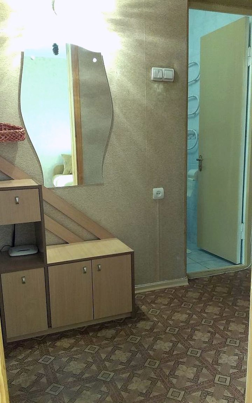 Продаж 1-кімнатної квартири 41 м², Артеківська вул.