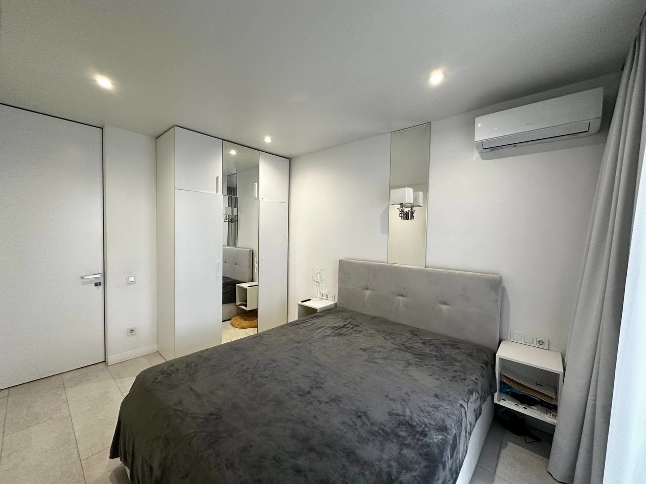 Продаж 3-кімнатної квартири 65 м², Новорічна вул., 53