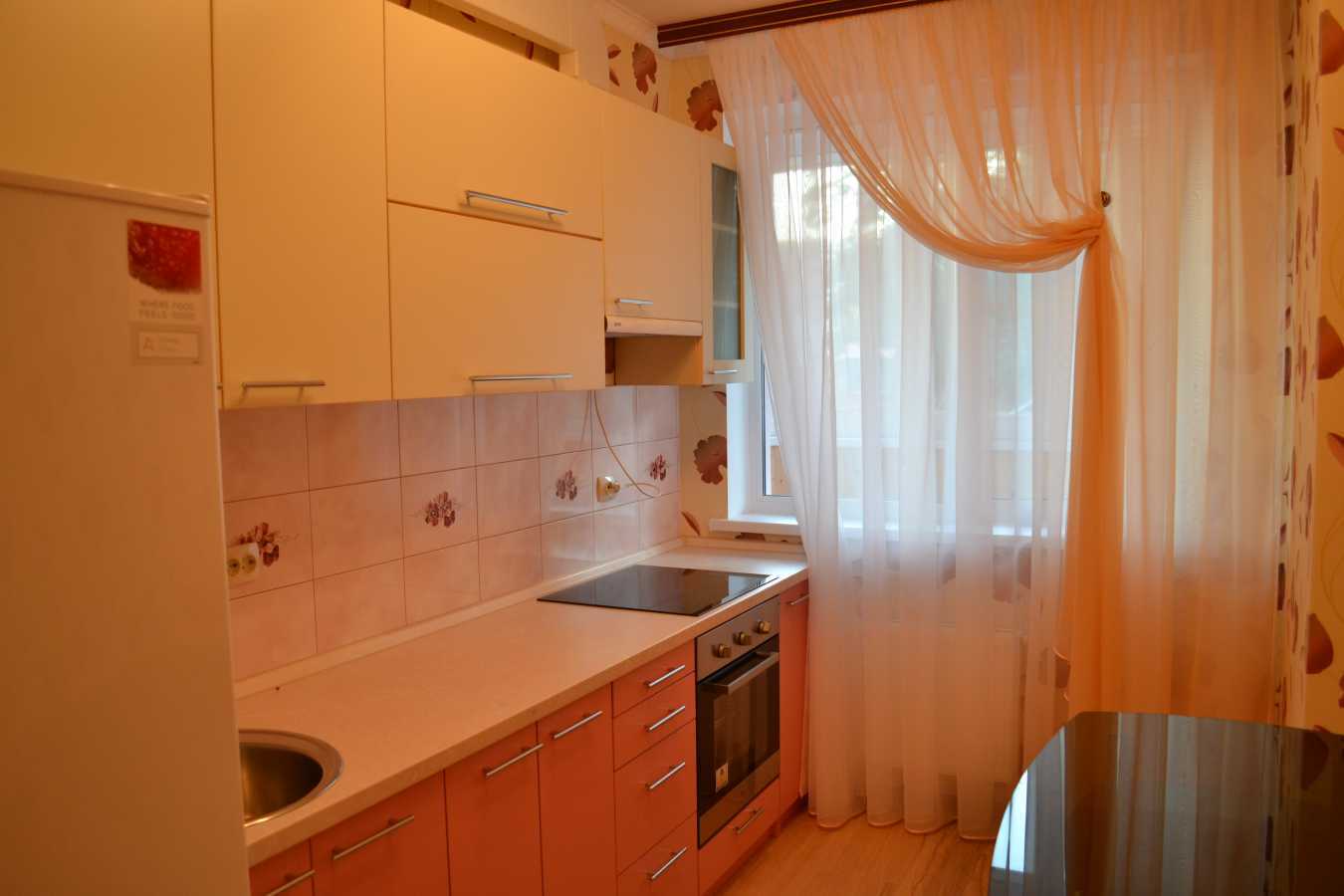 Оренда 2-кімнатної квартири 65 м², Наталії Ужвій вул., 12