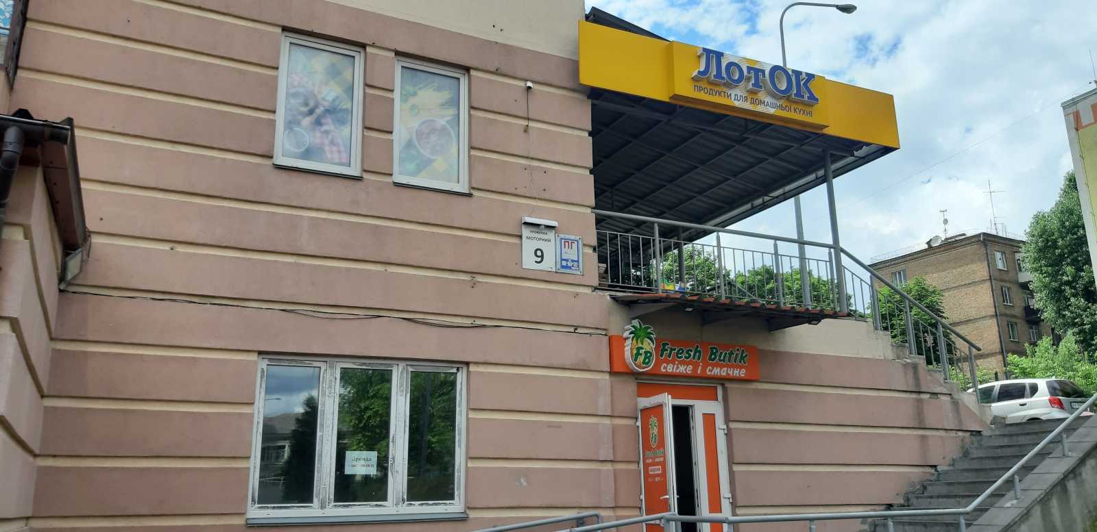 Оренда офісу 388 м², Моторний пров., 9