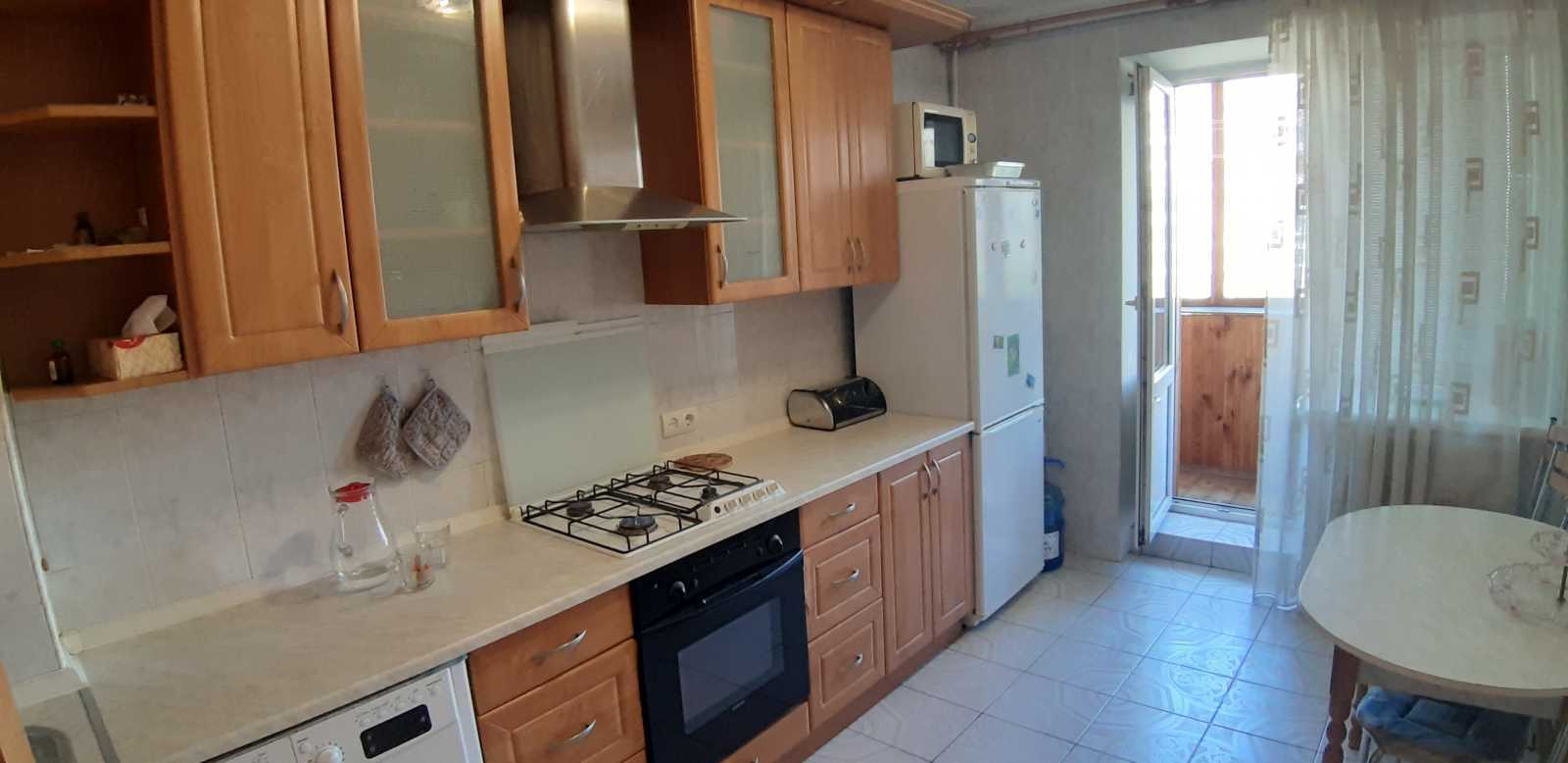 Оренда 3-кімнатної квартири 70 м², Казанська вул., 18