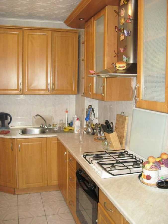 Оренда 3-кімнатної квартири 70 м², Казанська вул., 18