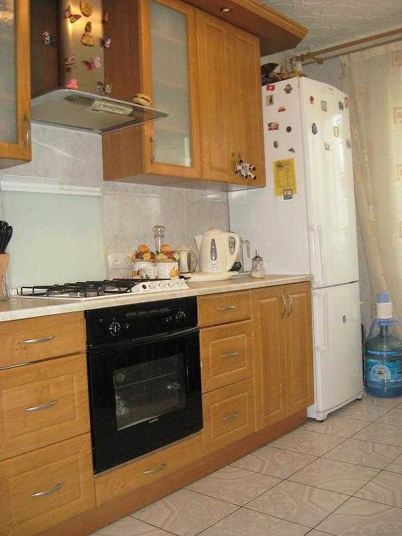 Оренда 3-кімнатної квартири 70 м², Казанська вул., 18