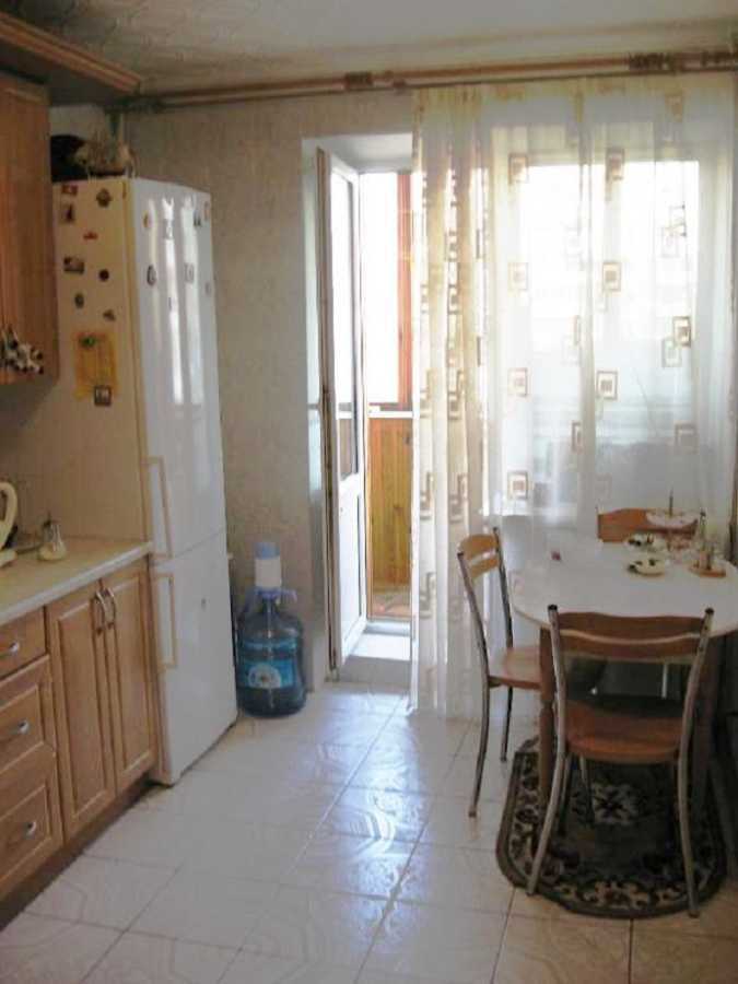 Оренда 3-кімнатної квартири 70 м², Казанська вул., 18