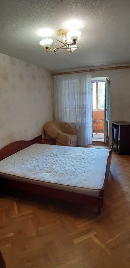 Оренда 3-кімнатної квартири 70 м², Казанська вул., 18