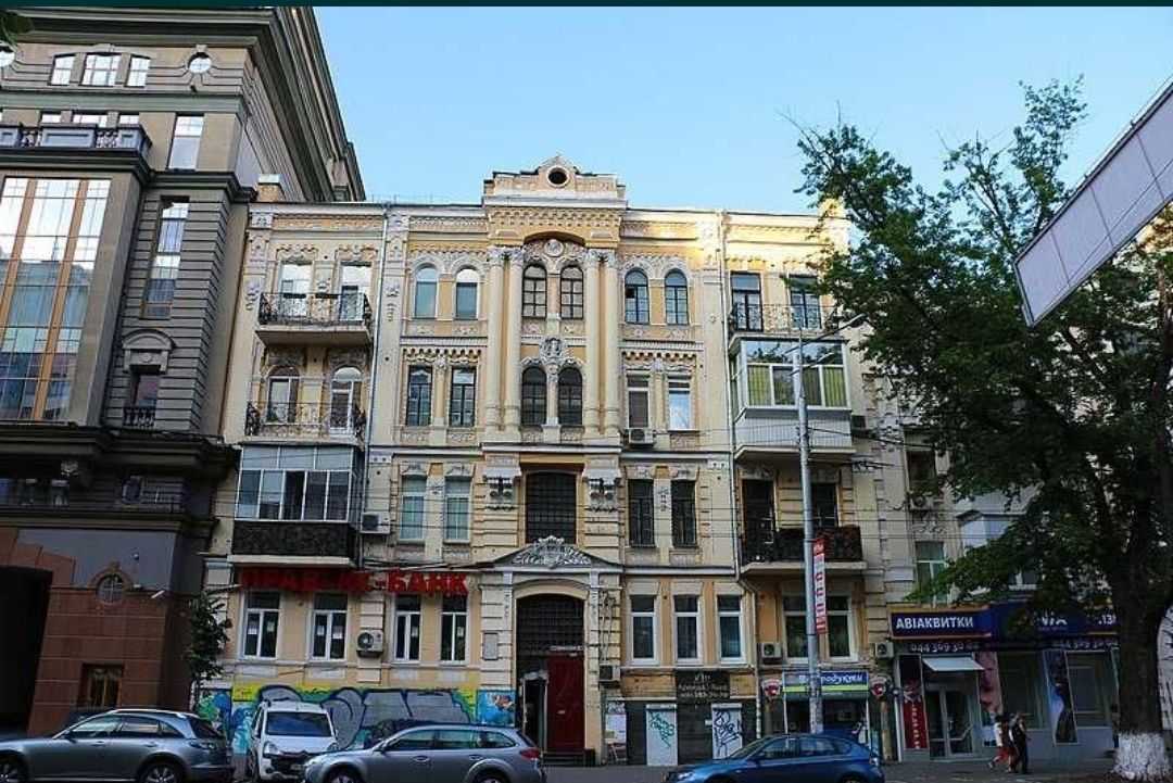 Продажа 3-комнатной квартиры 82.7 м², Большая Васильковская ул., 79