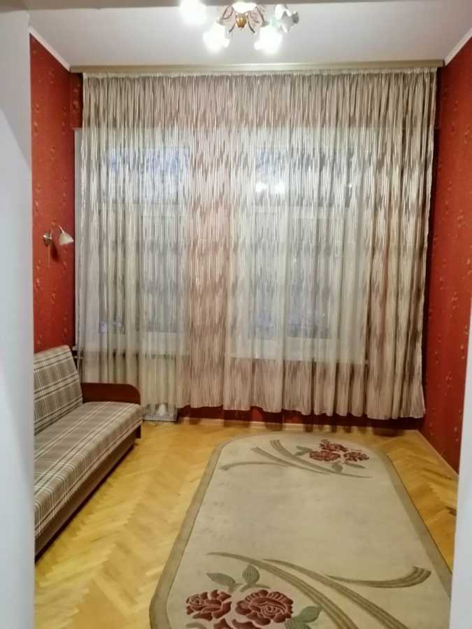 Продажа 3-комнатной квартиры 82.7 м², Большая Васильковская ул., 79