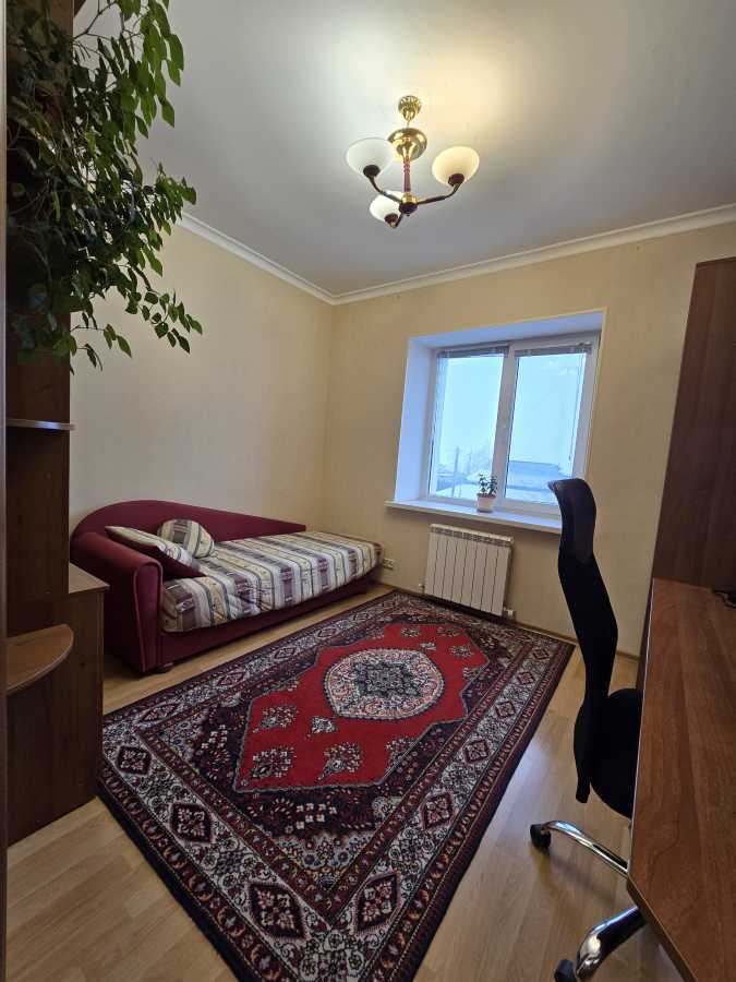 Продажа 3-комнатной квартиры 70 м², Академика Крымского ул., 4