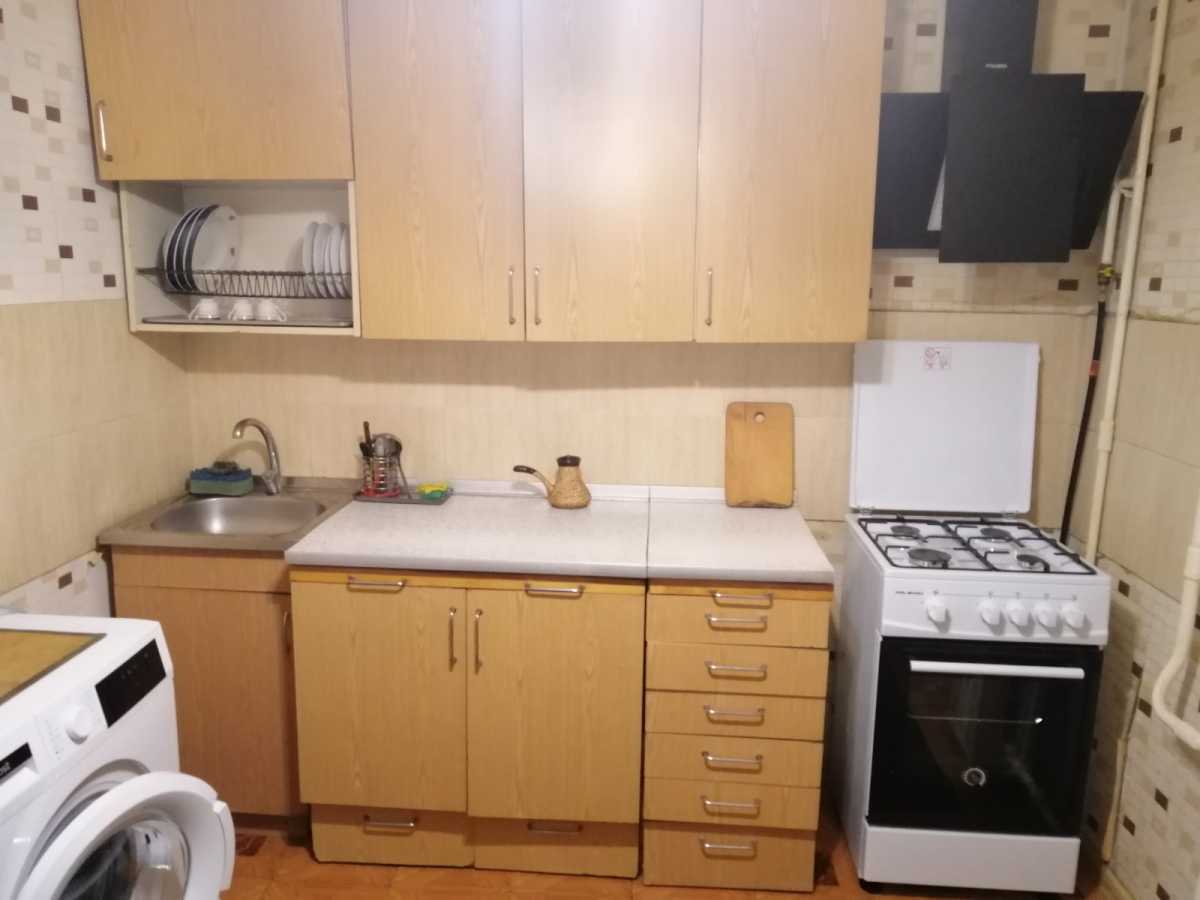 Оренда 1-кімнатної квартири 35 м², Братиславська вул., 38