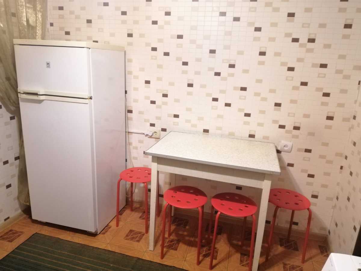 Оренда 1-кімнатної квартири 35 м², Братиславська вул., 38