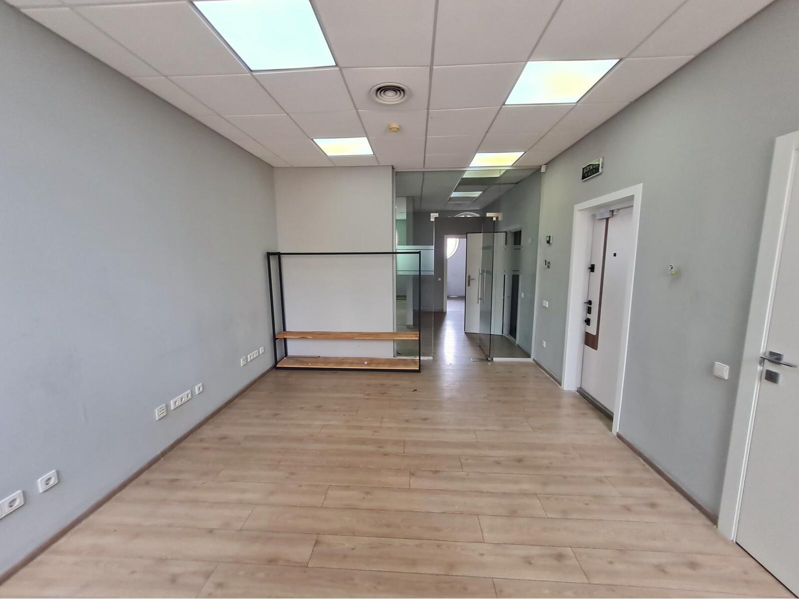 Оренда офісу 425 м², Іллінська вул.