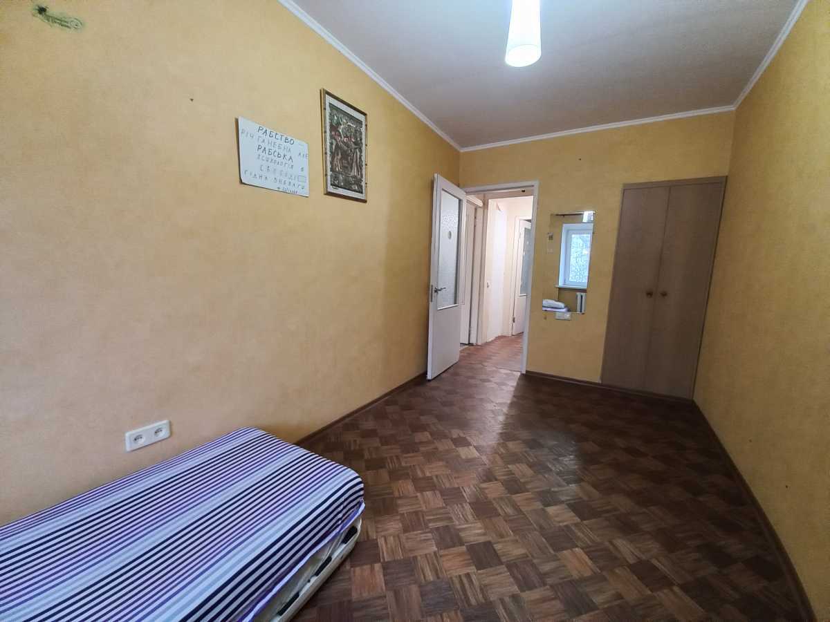 Продаж 3-кімнатної квартири 58 м², Мусліма Магомаєва, 10