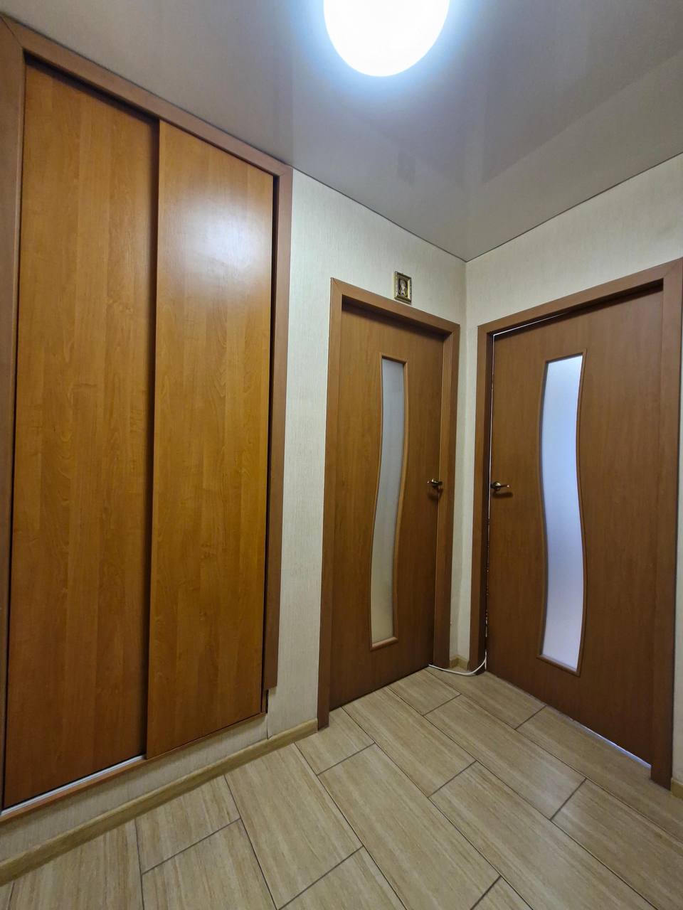 Продаж 2-кімнатної квартири 42 м², Захарова вул.