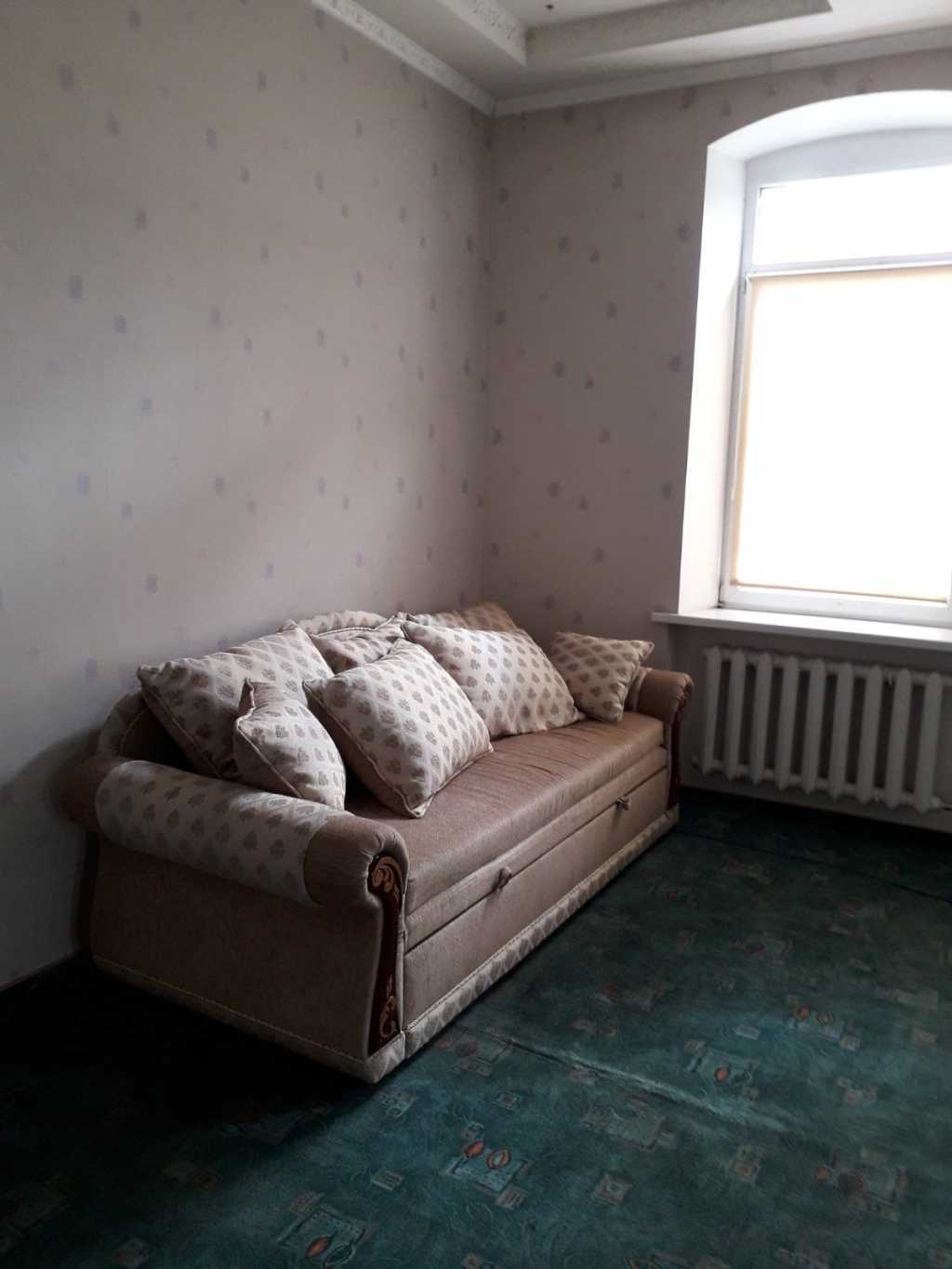 Аренда 1-комнатной квартиры 50 м², Новоселовская ул.