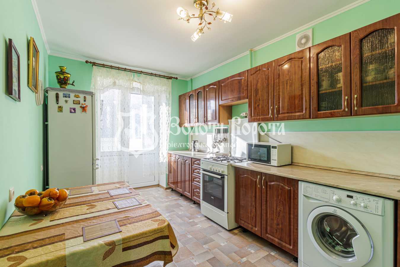 Продажа 3-комнатной квартиры 83 м², Кловский спуск, 18