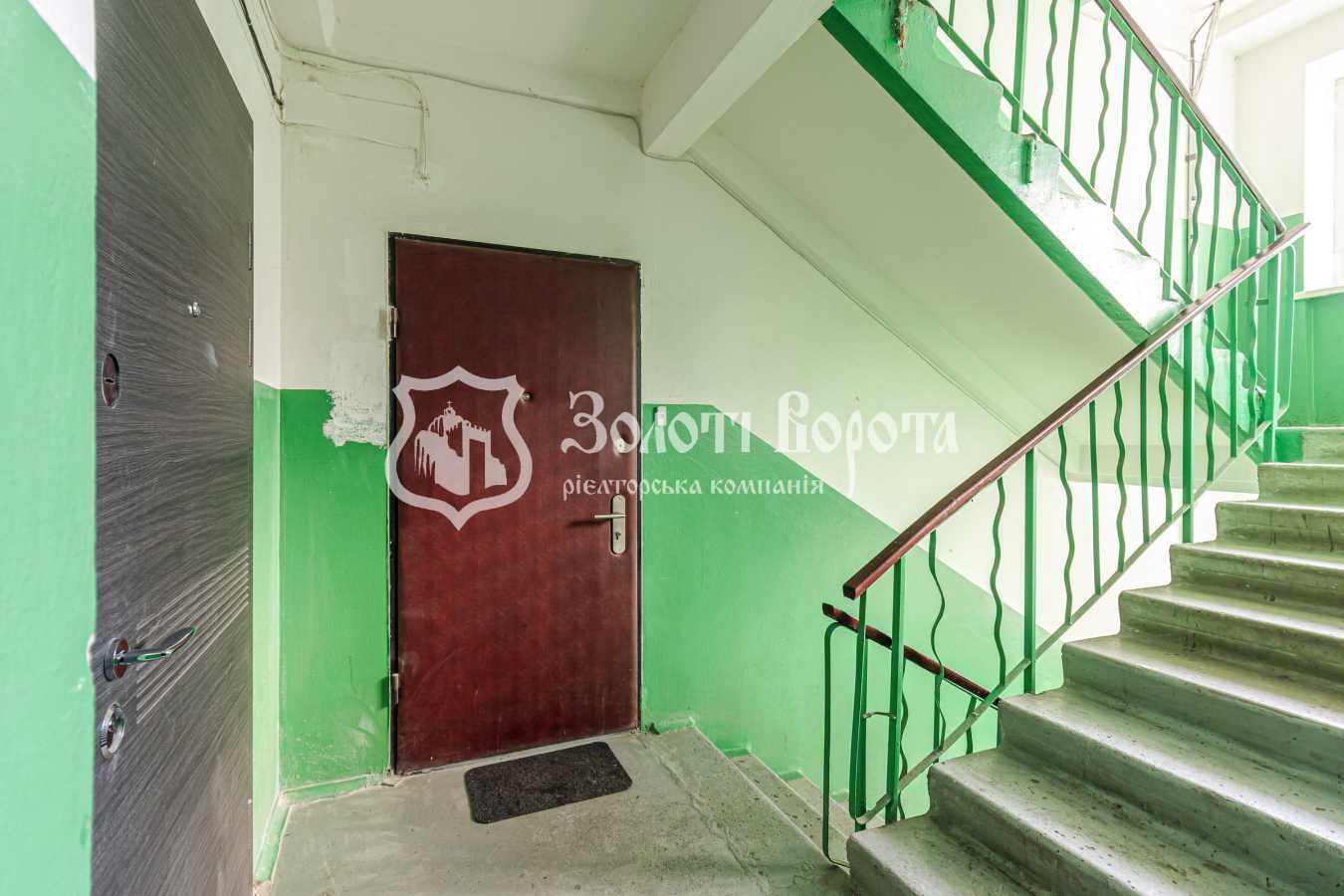 Продажа 3-комнатной квартиры 83 м², Кловский спуск, 18