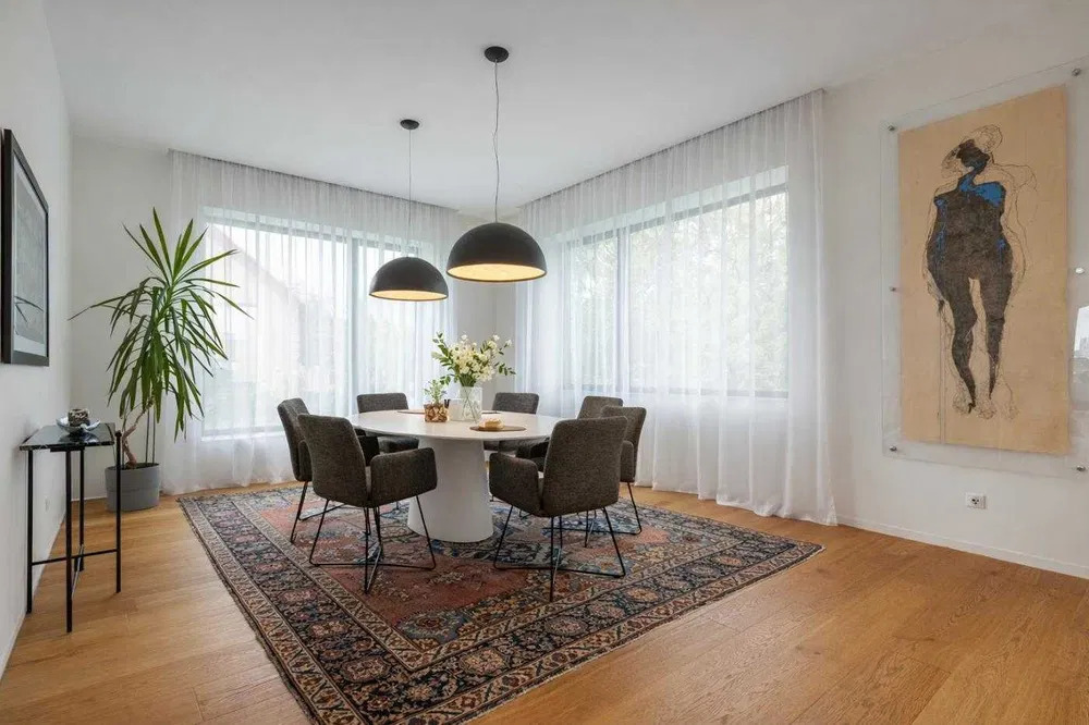 Оренда котеджу 405 м², Монтажників вул.