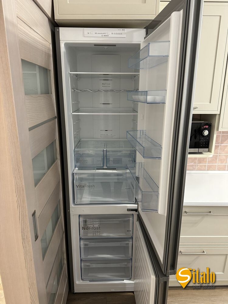 Продажа 3-комнатной квартиры 87 м², Днепровская наб., 26Б