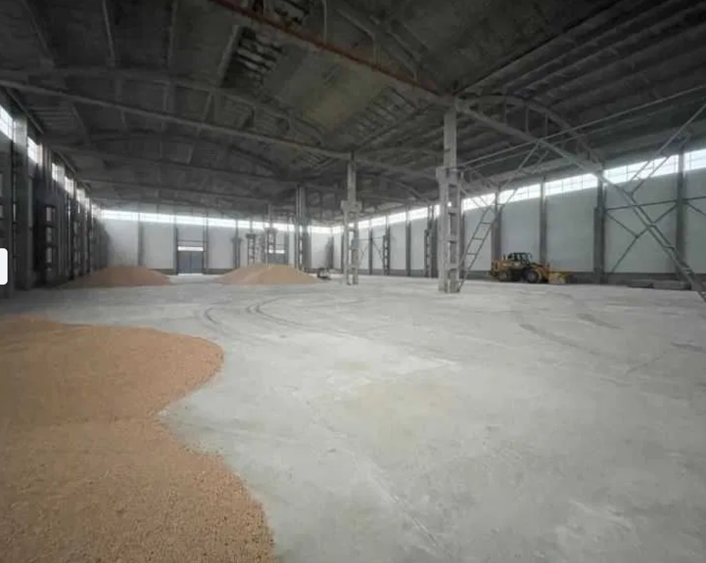 Аренда склада 4000 м², Новониколаевская дор.