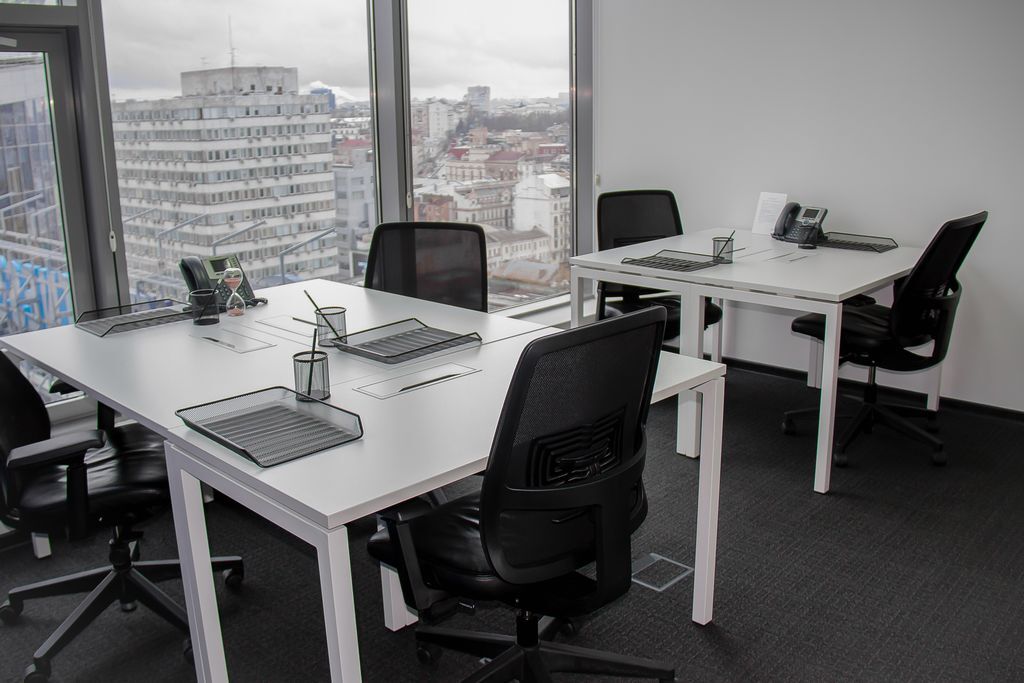 Оренда офісу 45 м², Спортивна пл., 1А