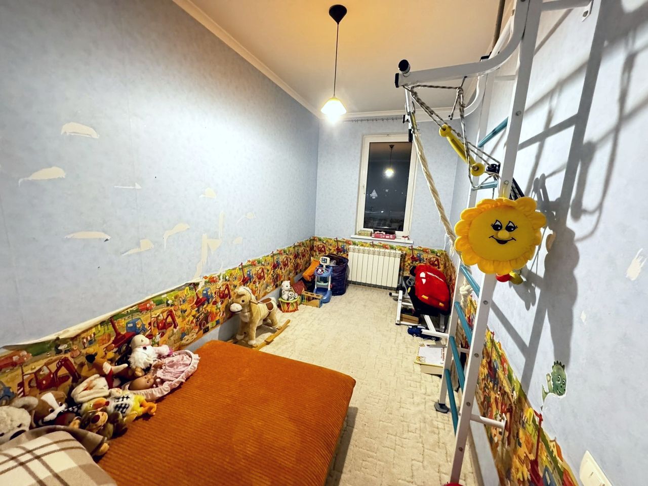 Продаж 3-кімнатної квартири 101 м², 8 Марта (Слобожанське) вул.