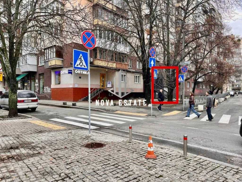 Аренда другого торгового помещения 50 м², Никольский пер., 1/25