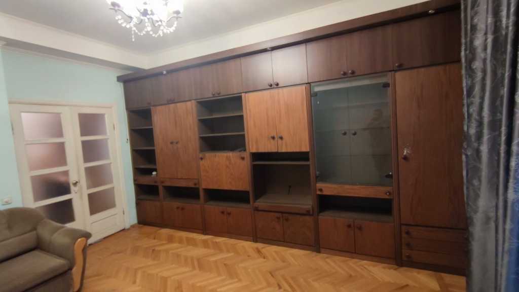 Аренда 2-комнатной квартиры 60 м², Героев Майдана пл., Озерний