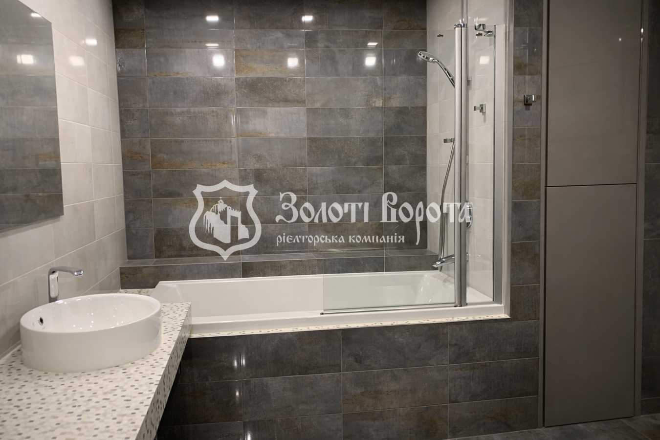 Продажа 3-комнатной квартиры 125 м², Деловая ул., 2Б