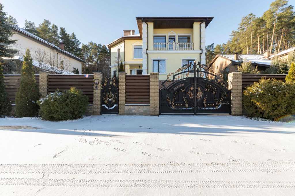 Продажа дома 503 м², Осіння, 17