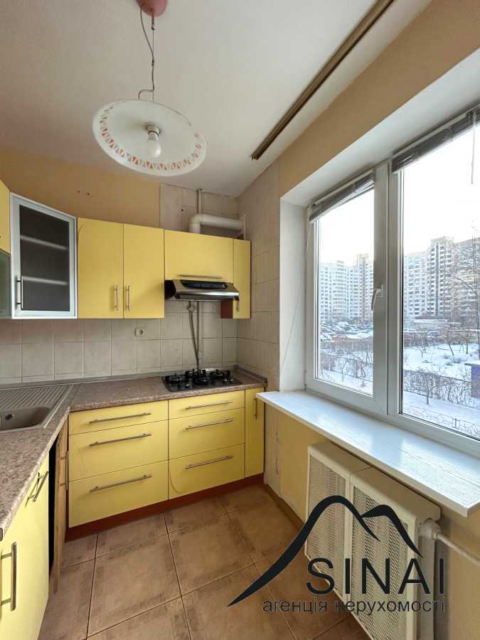 Продаж 3-кімнатної квартири 69.6 м², Котельникова вул., Драгоманова, 42А