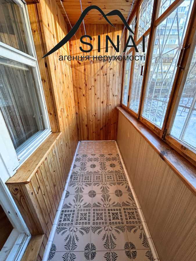 Продаж 3-кімнатної квартири 69.6 м², Котельникова вул., Драгоманова, 42А