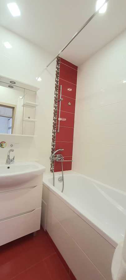 Оренда 1-кімнатної квартири 50 м², Юрія Поправки вул., 4/39А