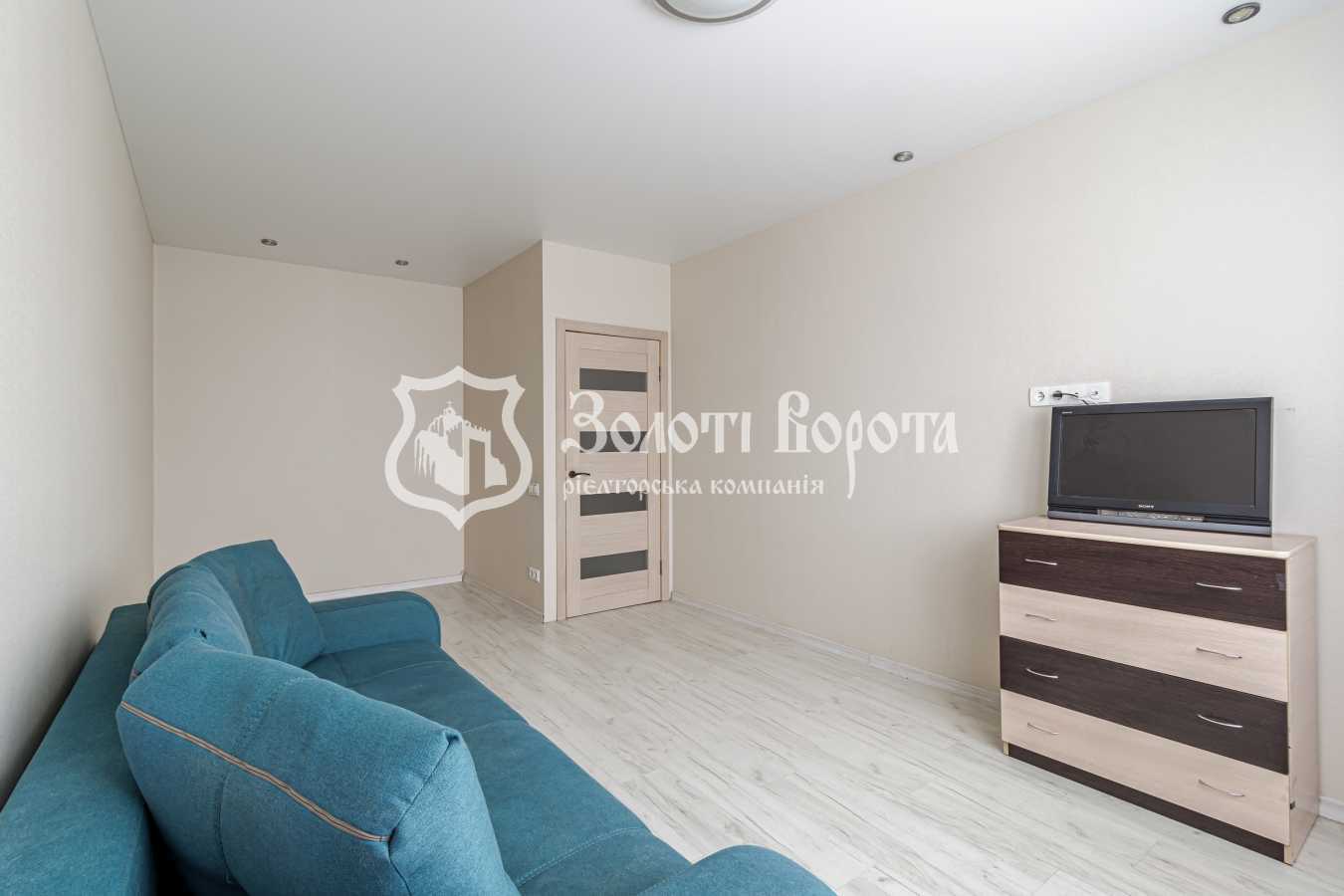 Продаж 2-кімнатної квартири 64 м², Соборна вул., 126/14