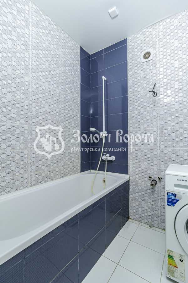 Продаж 2-кімнатної квартири 64 м², Соборна вул., 126/14